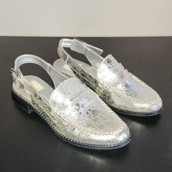 Dolce Vita Silver Flats with Strap Detail - Picture 5 of 8